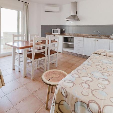 Apartamentos Timon - Emar Hotels Es Pujols Eksteriør bilde